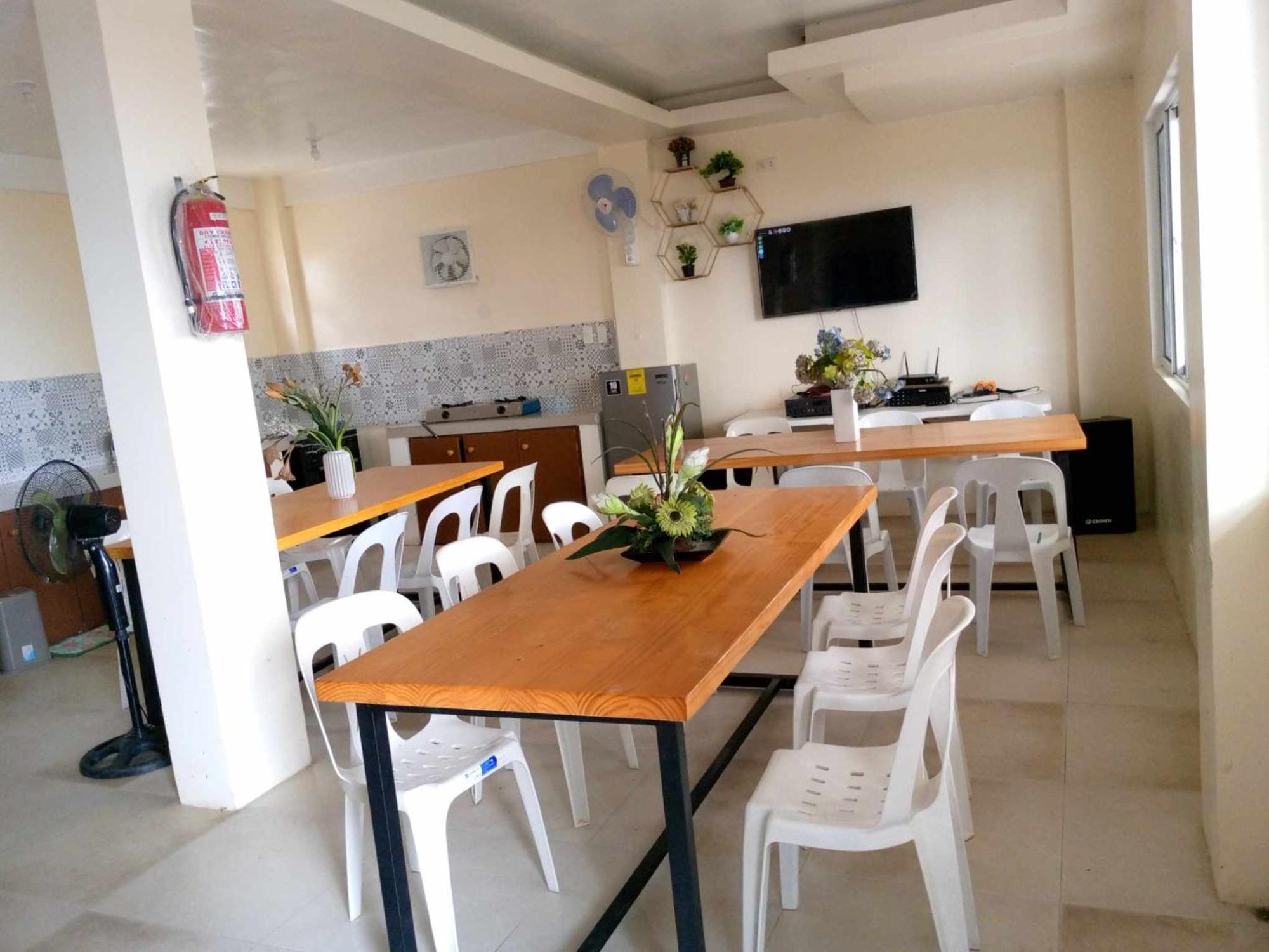 Costa Alora Beach Resort Dingalan Esterno foto
