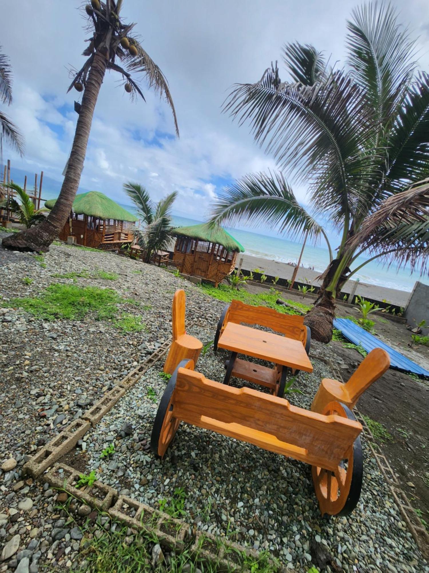 Costa Alora Beach Resort Dingalan Esterno foto